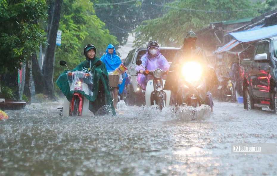 Hà Nội lại sắp đón đợt mưa như trút nước?