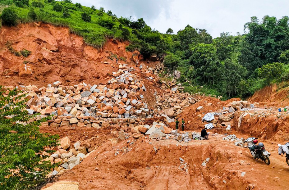 Lâm Đồng: Khai thác đá trái phép xuất hiện nhiều nơi trên địa bàn xã Phi Tô