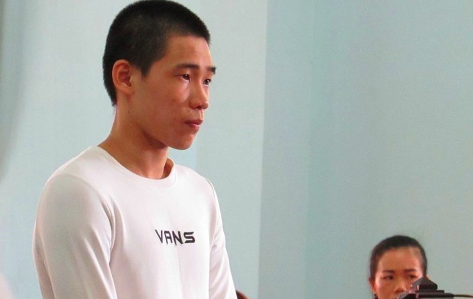 Hiếp dâm chị họ “nhí”, kẻ đồi bại lãnh án 11 năm tù