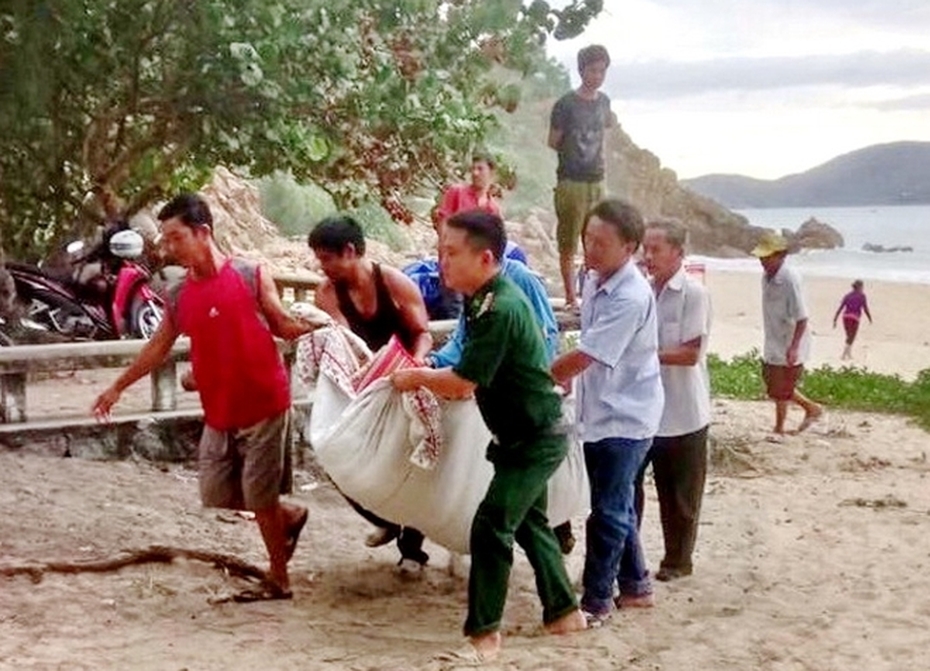 Vụ đuối nước khi tắm biển Quy Hòa: Đã tìm thấy thi thể người thứ 3