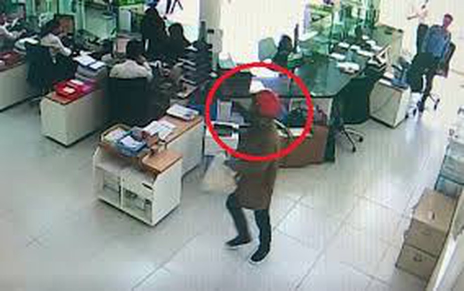 Ngân hàng liên tục bị cướp, Công an TP.HCM lên tiếng