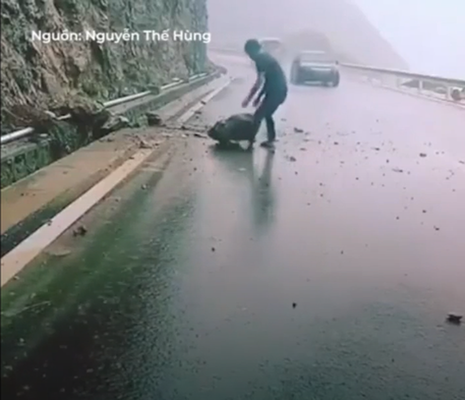 Thay vì "đập đá" hãy lăn đá