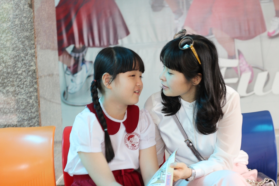 Ca sĩ Trang Nhung tiết lộ “tuyệt chiêu” lấy lại giọng cho con gái