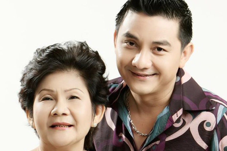 Mẹ nghệ sĩ Anh Vũ: "Không ngờ đây là chuyến lưu diễn cuối cùng của con tôi"