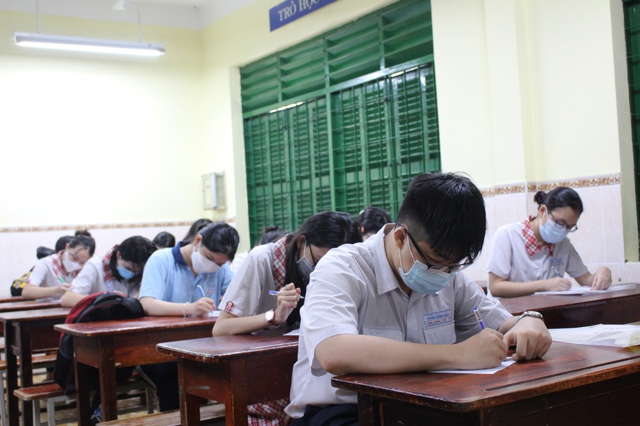 Sau thi môn Ngữ Văn, 2 thí sinh trở thành F1