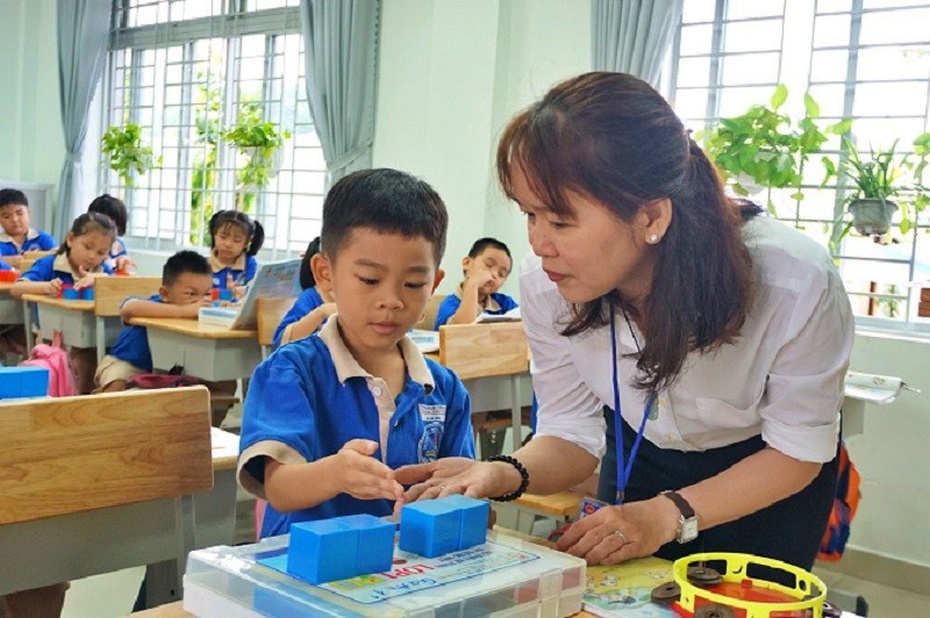 Lúng túng chương trình mới, các trường học tại Tp.HCM ứng phó ra sao?