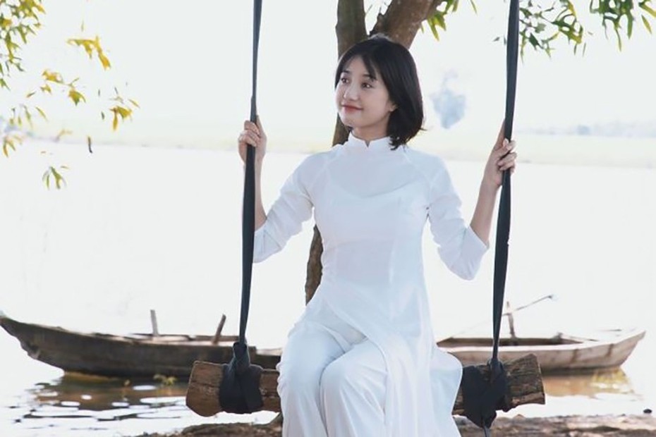Sao nữ Việt bất ngờ trở thành cái tên "viral" vì nét đẹp đúng chất thanh xuân