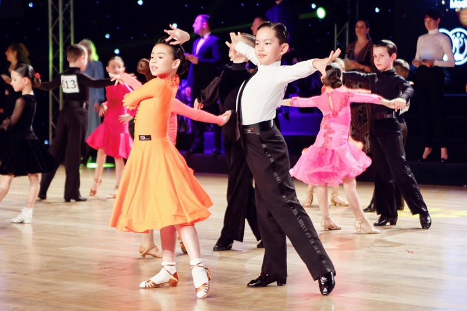 “Ku Bi” con trai Khánh Thi - Phan Hiển lần thứ hai vô địch dancesport thế giới