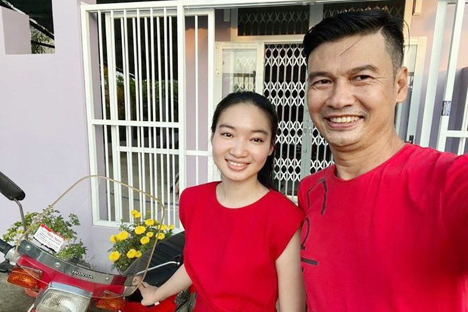 Căn nhà độc đáo của nam nghệ sĩ đình đám có vợ kém 26 tuổi