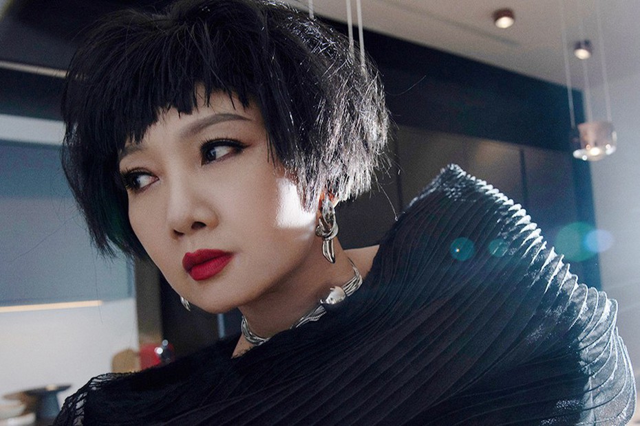 NSND Mỹ Uyên bất ngờ thay đổi với diện mạo mới