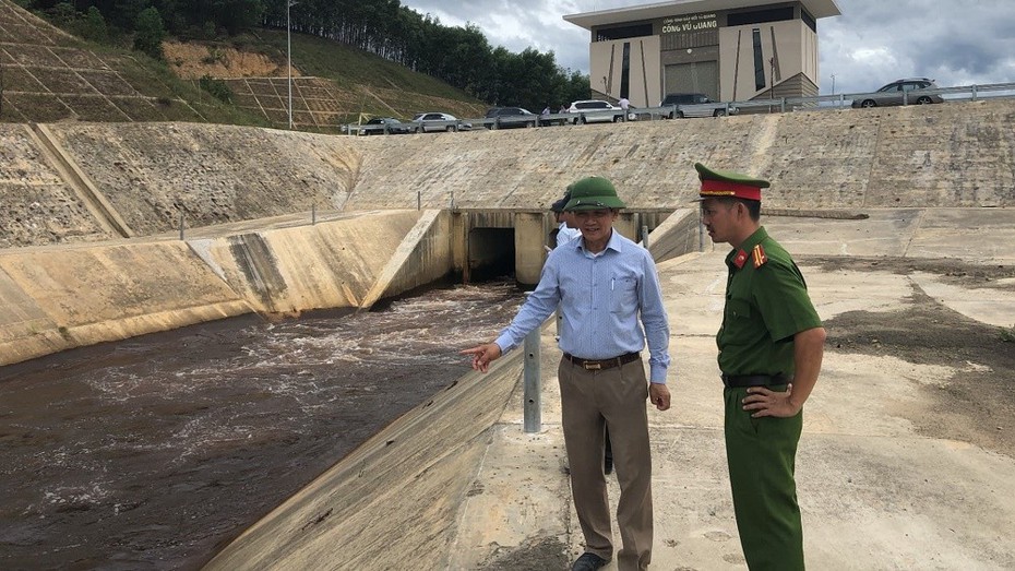 Chủ tịch Hà Tĩnh chỉ đạo truy rõ nguyên nhân ô nhiễm tại Đập Dâng – Ngàn Trươi Cẩm Trang