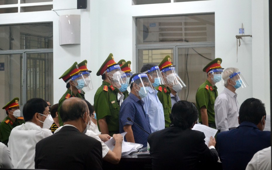 Khánh Hòa: Xét xử 2 cựu Chủ tịch UBND tỉnh và đồng phạm