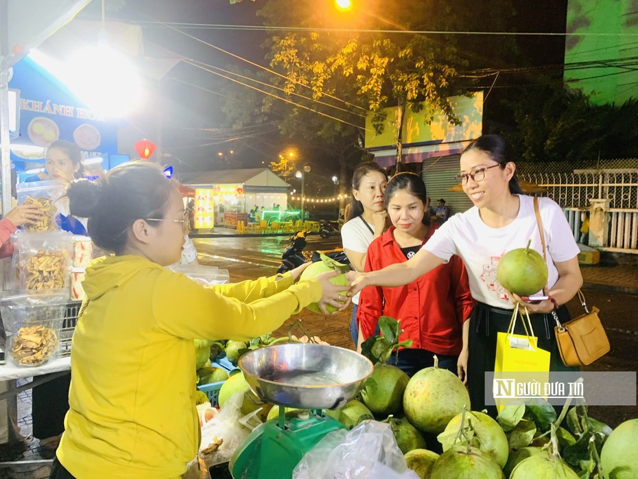 Khánh Hòa tổ chức phiên chợ đêm giới thiệu sản phẩm, phục vụ du khách