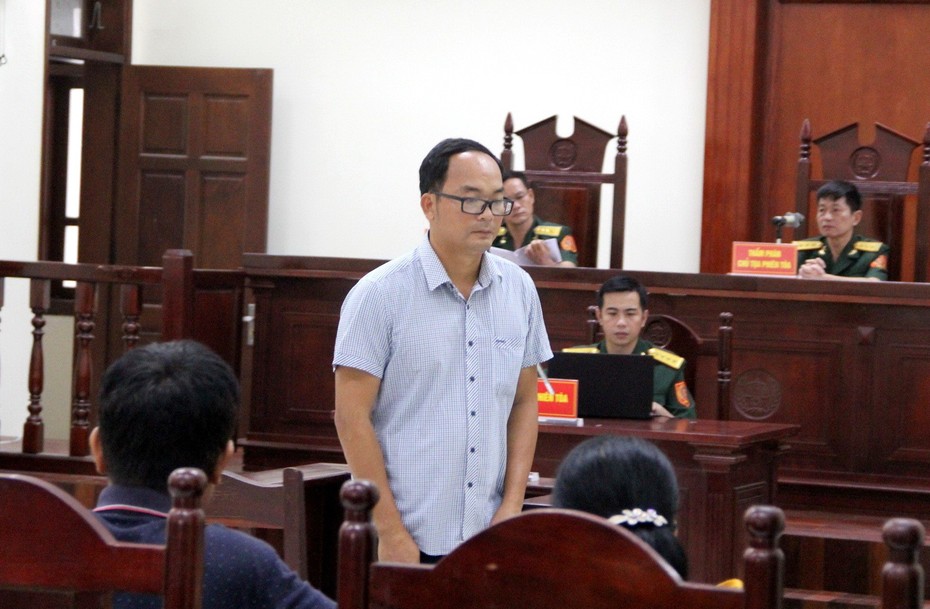 Phạt cựu Thiếu tá tông chết nữ sinh lớp 12 ở Ninh Thuận 14 tháng tù