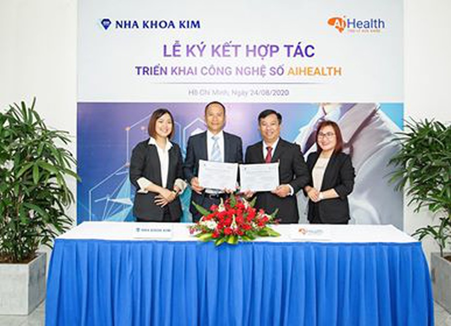 Nha khoa Kim và AiHealth ký kết hợp tác triển khai công nghệ số AiHealth