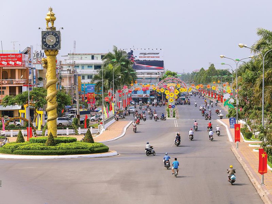 Hậu Giang: 13 tỷ đồng để tinh giản 74 biên chế