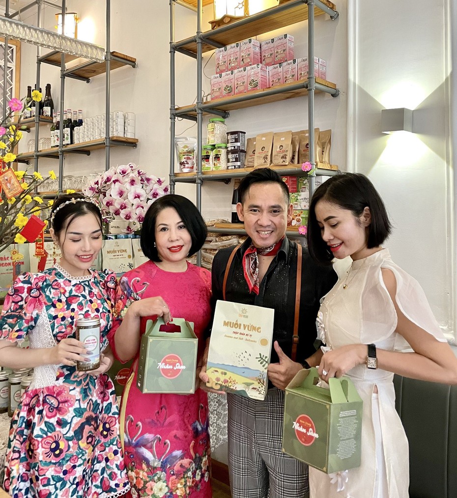 Cindy Vegan khai trương văn phòng tại TP.HCM