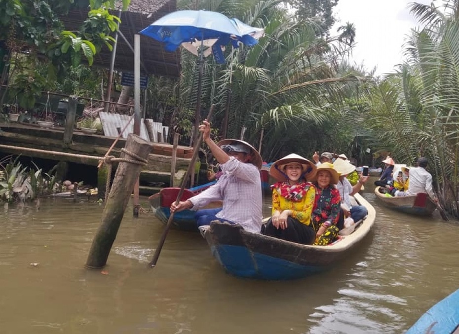 Du lịch ngày Tết vắng khách, doanh nghiệp và hộ kinh doanh thất thu