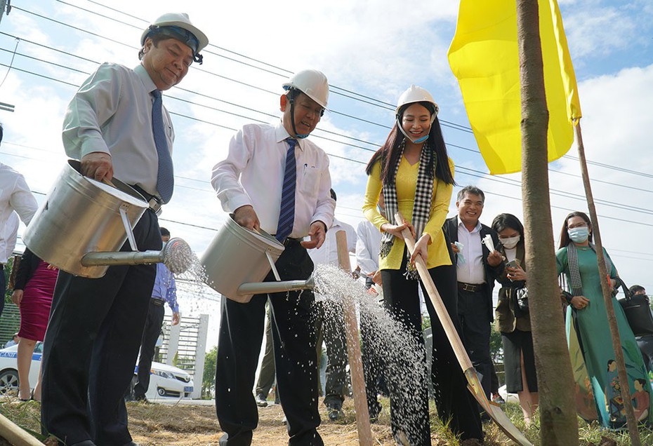 Phó Thủ tướng Trương Hòa Bình: Phát triển kinh tế - xã hội đi đôi với bảo vệ môi trường