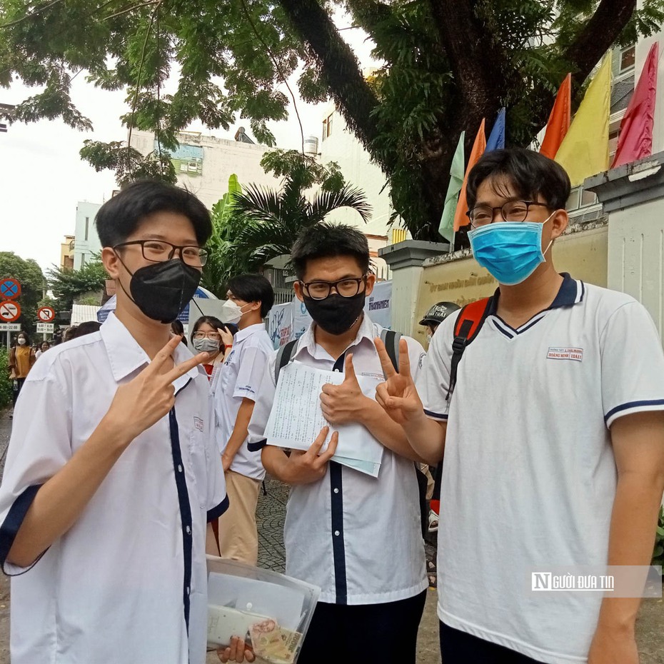 Tuyển sinh lớp 10 ở Tp.HCM: Đến trễ quá 15 phút sẽ không được dự thi