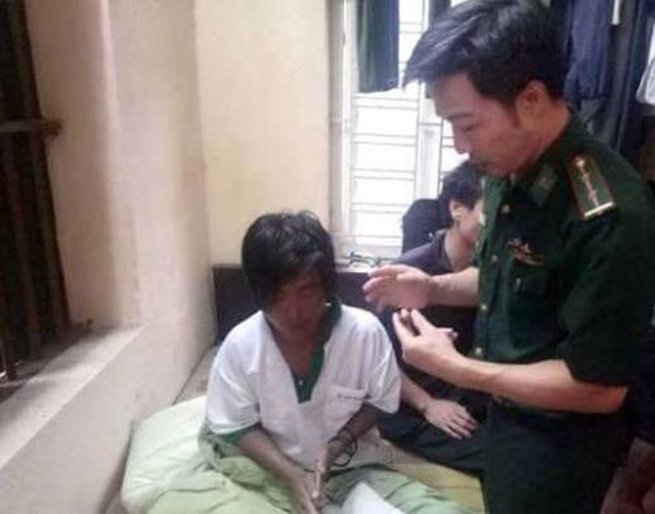 Hai thuyền viên Kiên Giang sống sót nhờ ngư dân Thanh Hoá