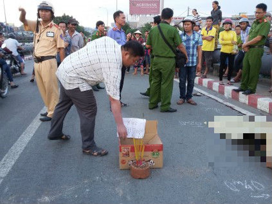 Quyên góp từ thiện cho nạn nhân tai nạn giao thông