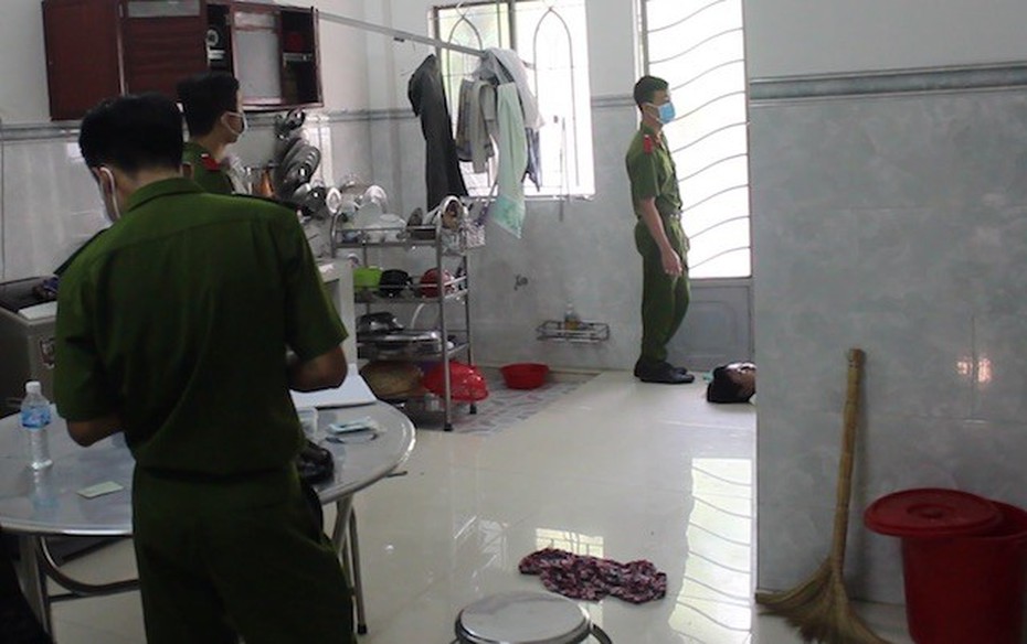 Làm rõ nguyên nhân người đàn ông treo cổ sau khi kể chuyện buồn