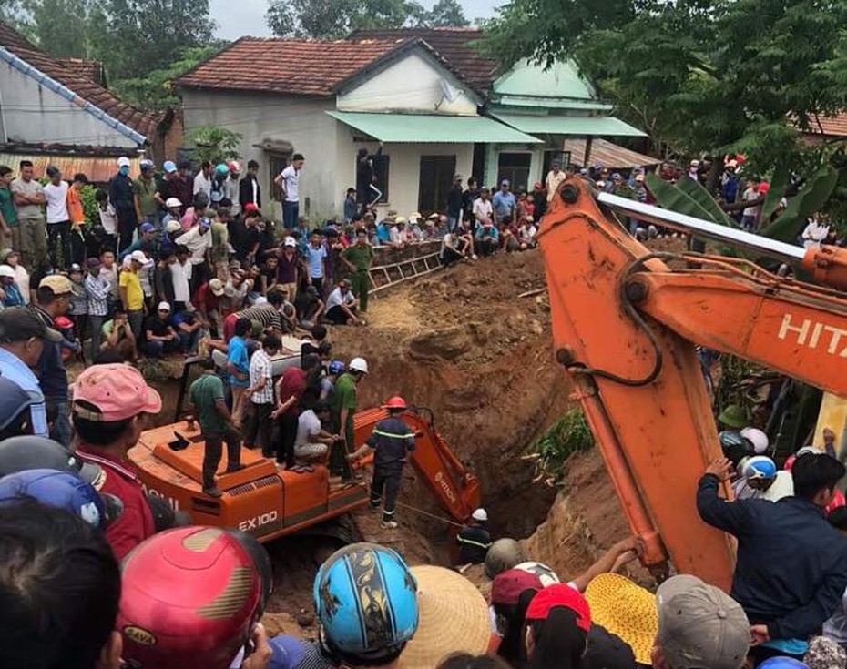 Bình Định: Bị vùi lấp trong lúc đào giếng thuê, 1 cụ ông tử vong