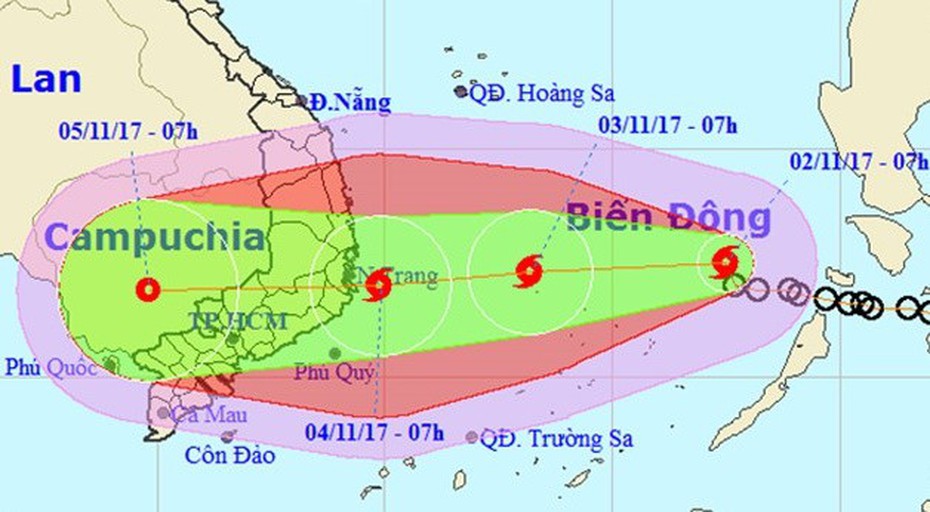 Bão số 12 đang giật cấp 15, Bà Rịa–Vũng Tàu họp khẩn để ứng phó