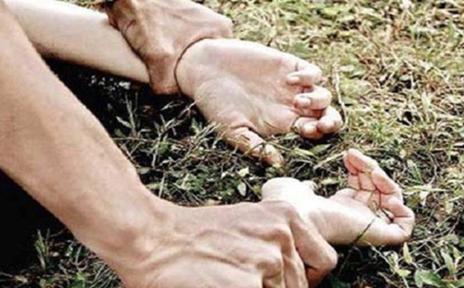 Tạm giữ đối tượng giở trò đồi bại với em gái và chị họ của người yêu