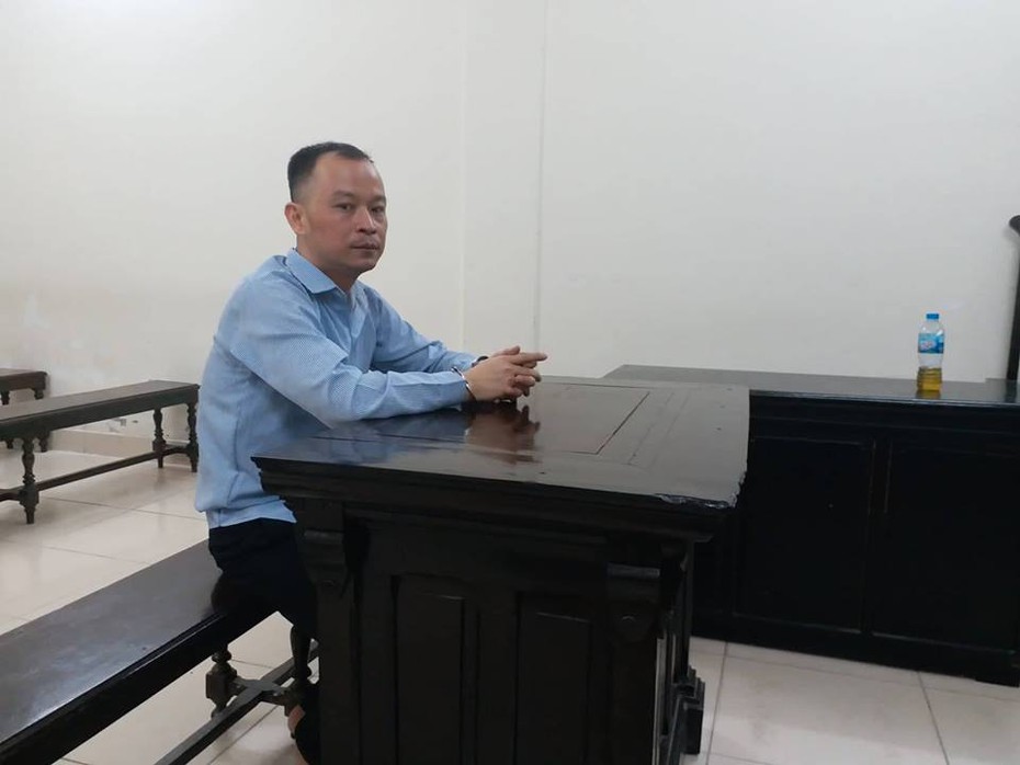 18 năm tù cho cựu giám đốc ôm tiền tỷ bỏ trốn