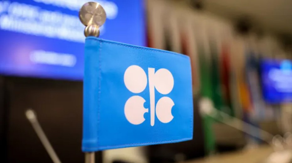 OPEC+ có thể cắt giảm sản lượng dầu thêm 1 triệu thùng