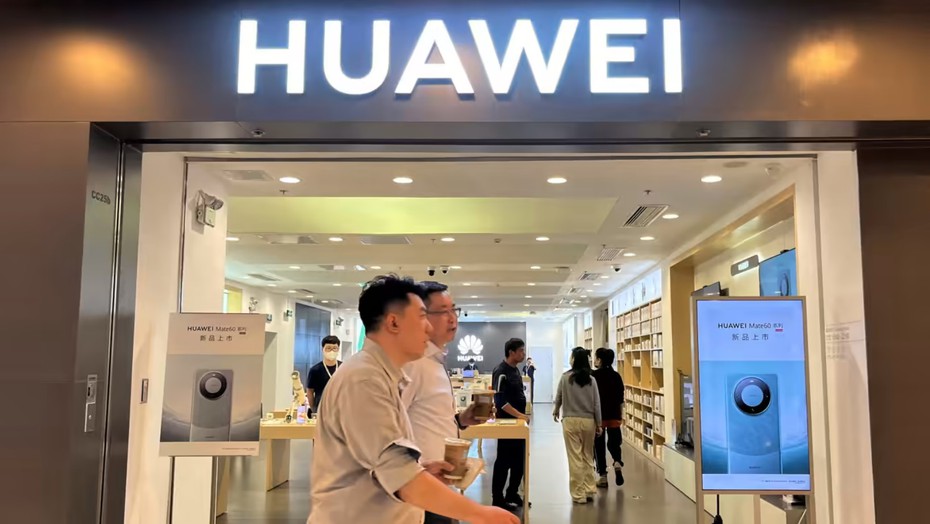 Ngoài Apple, còn công ty nào bị ảnh hưởng bởi “cú đột phá” của Huawei?