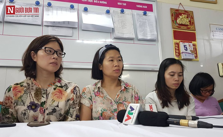 Học sinh lớp 1 tử vong thương tâm do bị bỏ quên trên xe: Trách nhiệm của ai?