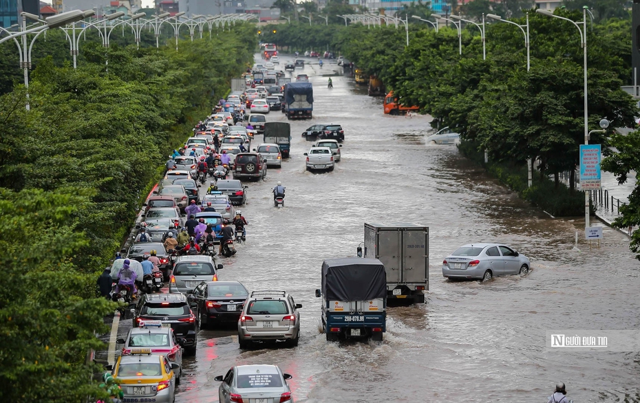 Hai Bộ trưởng đưa lời giải cho bài toán “đô thị cứ mưa là ngập úng”