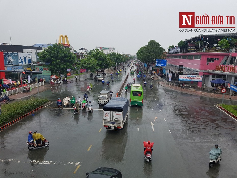 TP.HCM: Dự báo chiều và tối nay sẽ có mưa to, có khả năng xảy ra lốc xoáy