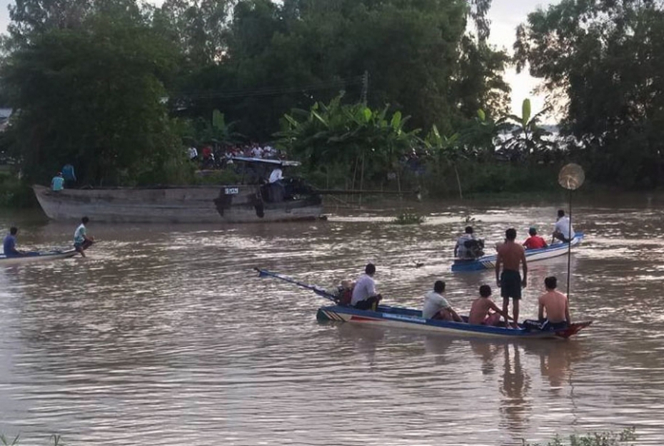 Bắc Giang: Điều tra người đàn ông chết dưới sông trong tình trạng chân, tay bị trói