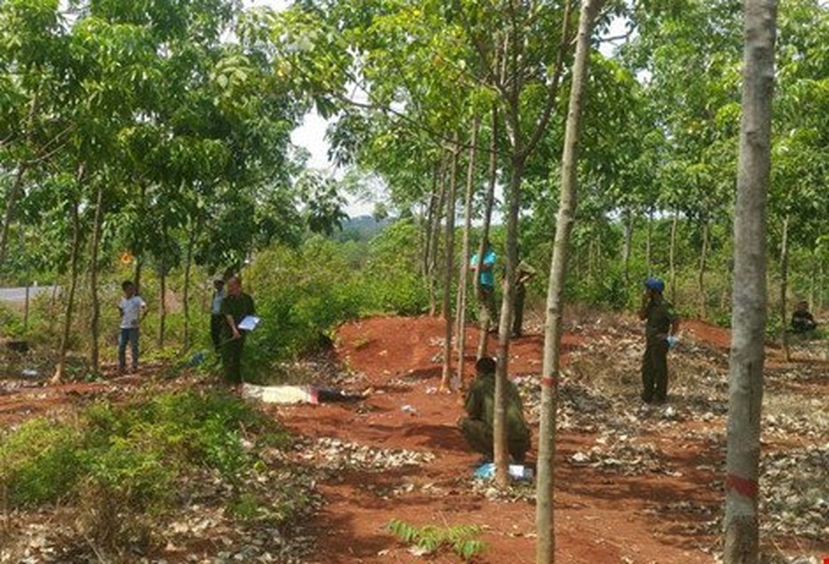 Lạng Sơn: Thông tin mới nhất vụ 2 cha con bị sát hại dã man trên rừng