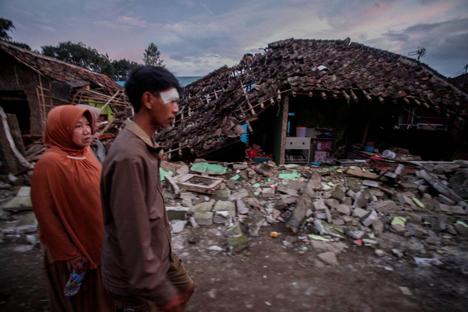 Động đất rung chuyển Indonesia: Tiếng la hét ở khắp nơi