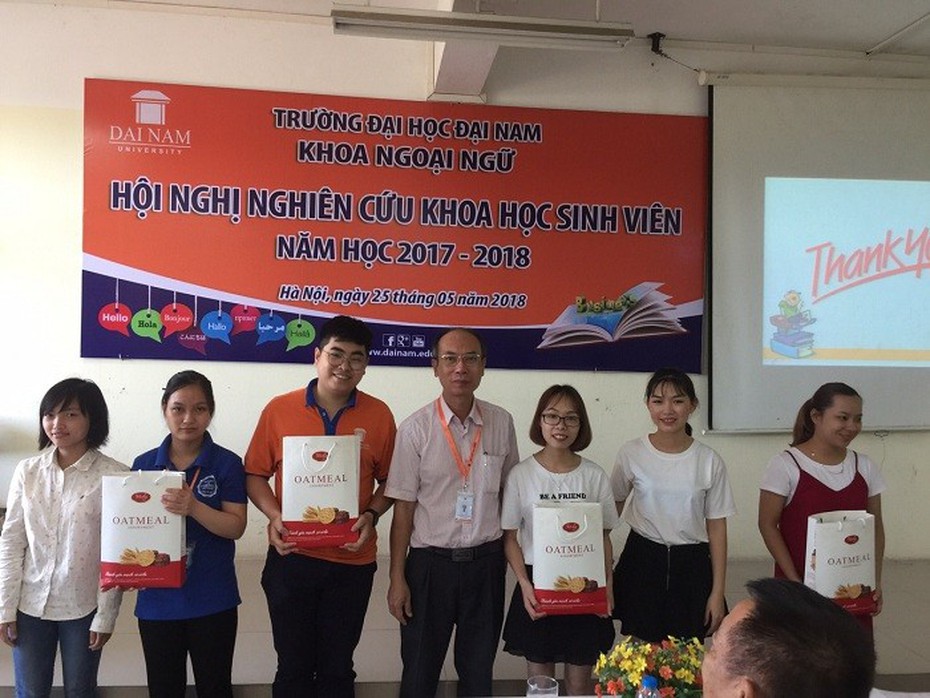 Khoa Ngoại ngữ Trường Đại học Đại Nam tổ chức Hội nghị Sinh viên nghiên cứu khoa học cấp trường