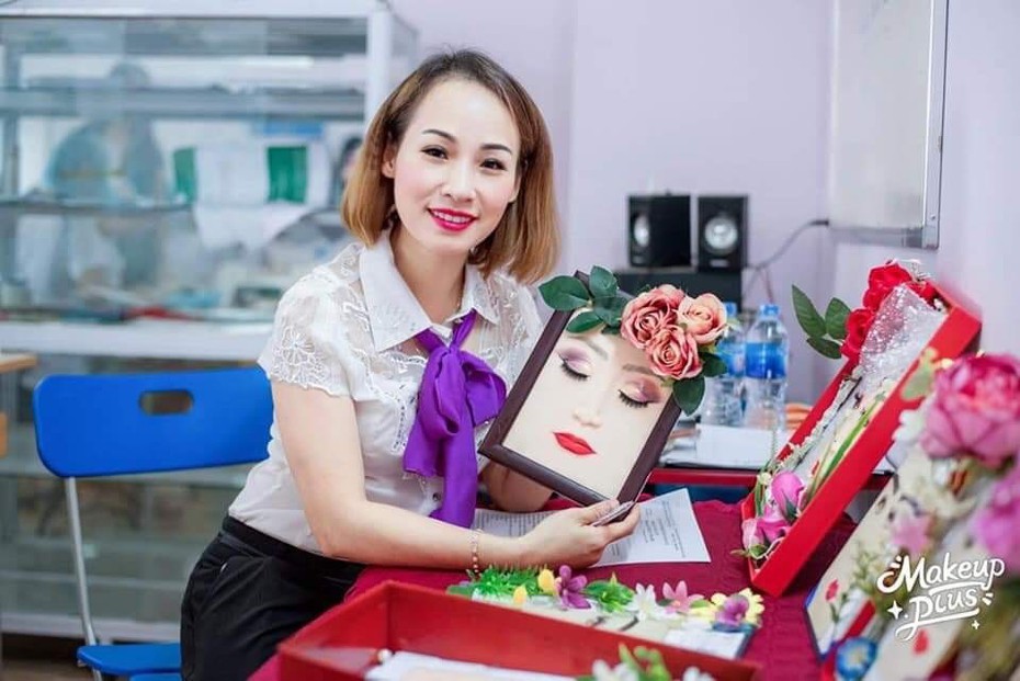 Mai Thị Thu đạt giải "Cô giáo có kỹ năng ứng xử tình huống hay nhất" hội thi “Teacher Beauty International 2018”