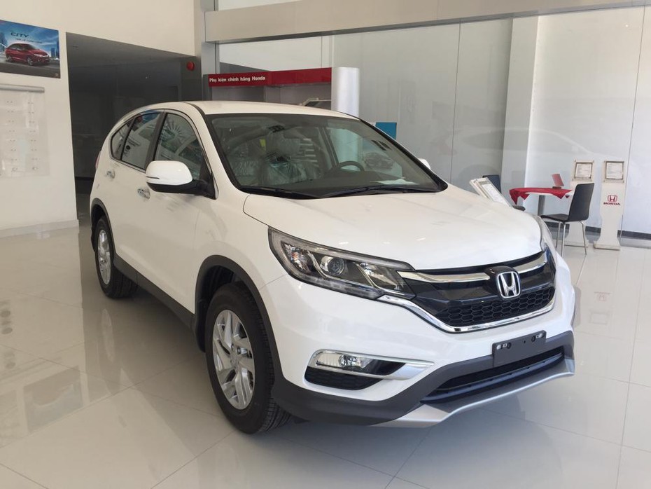 Vì sao Honda CR-V giảm giá “sốc” hơn Mazda CX-5?