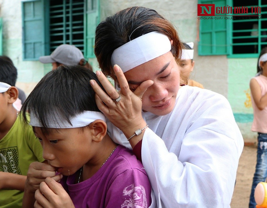 Ninh Thuận: Làng biển se thắt nỗi đau bốn ngư dân tử nạn và một đang mất tích trên biển