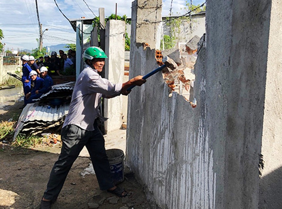 Dự án Hoàng Long “ì ạch” hơn 10 năm, dân “nhắm mắt” xây dựng nhà ở trái phép