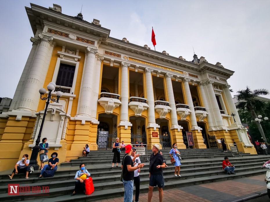 Hà Nội: Điểm danh hàng loạt điểm du lịch “cấm hút thuốc lá”