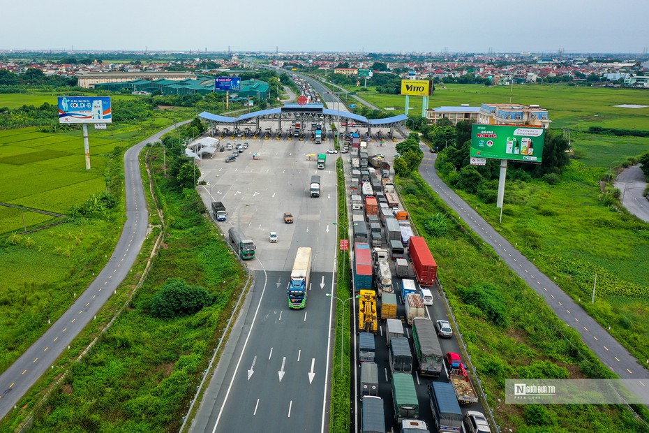 Hà Nội: Phương tiện tắc dài hàng kilômét tại cửa ngõ phía Nam