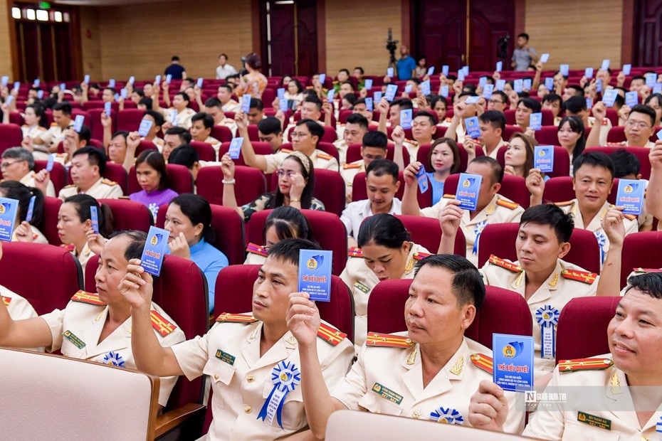 Công đoàn CSCĐ: “Quyết chí lập công, tô hồng truyền thống”