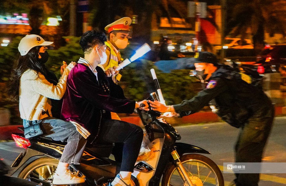 Nhiều thanh thiếu niên “thông chốt” bị xử lý đêm Countdown 2024