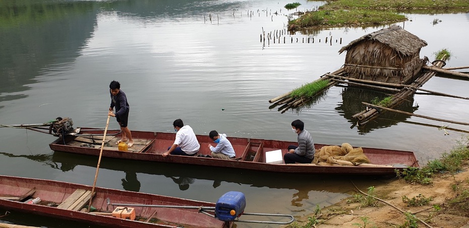 Cá chết bất thường trên sông Mã, phát hiện 2 cơ sở xả thải trực tiếp và chôn cống ngầm