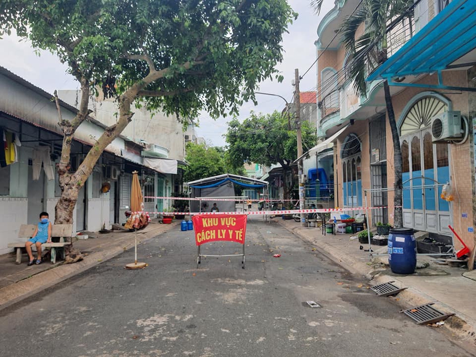 Bình Dương yêu cầu người dân không ra đường 24/24 giờ